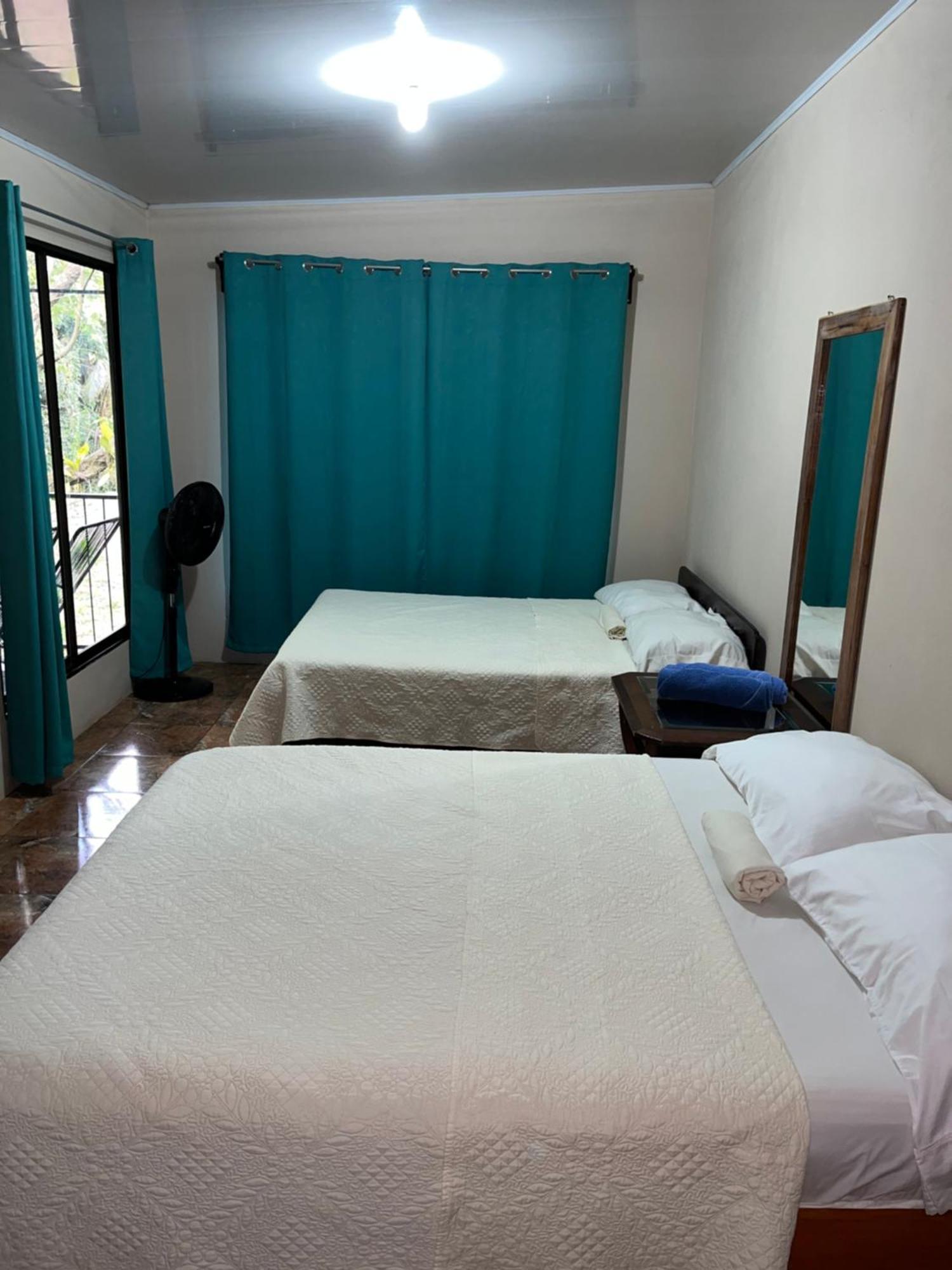 Casa Escondida Apartments Manuel Antonio Luaran gambar