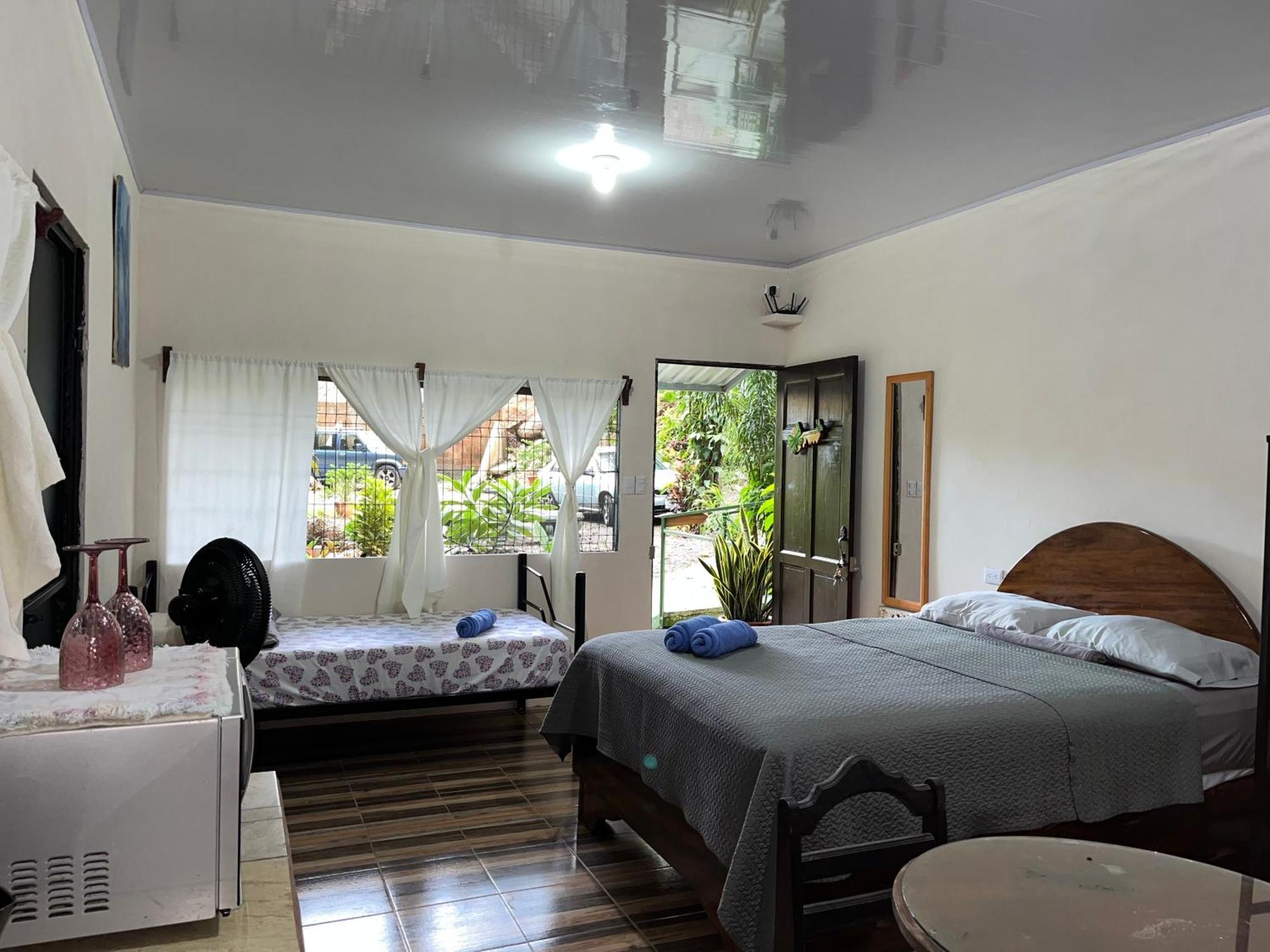 Casa Escondida Apartments Manuel Antonio Luaran gambar
