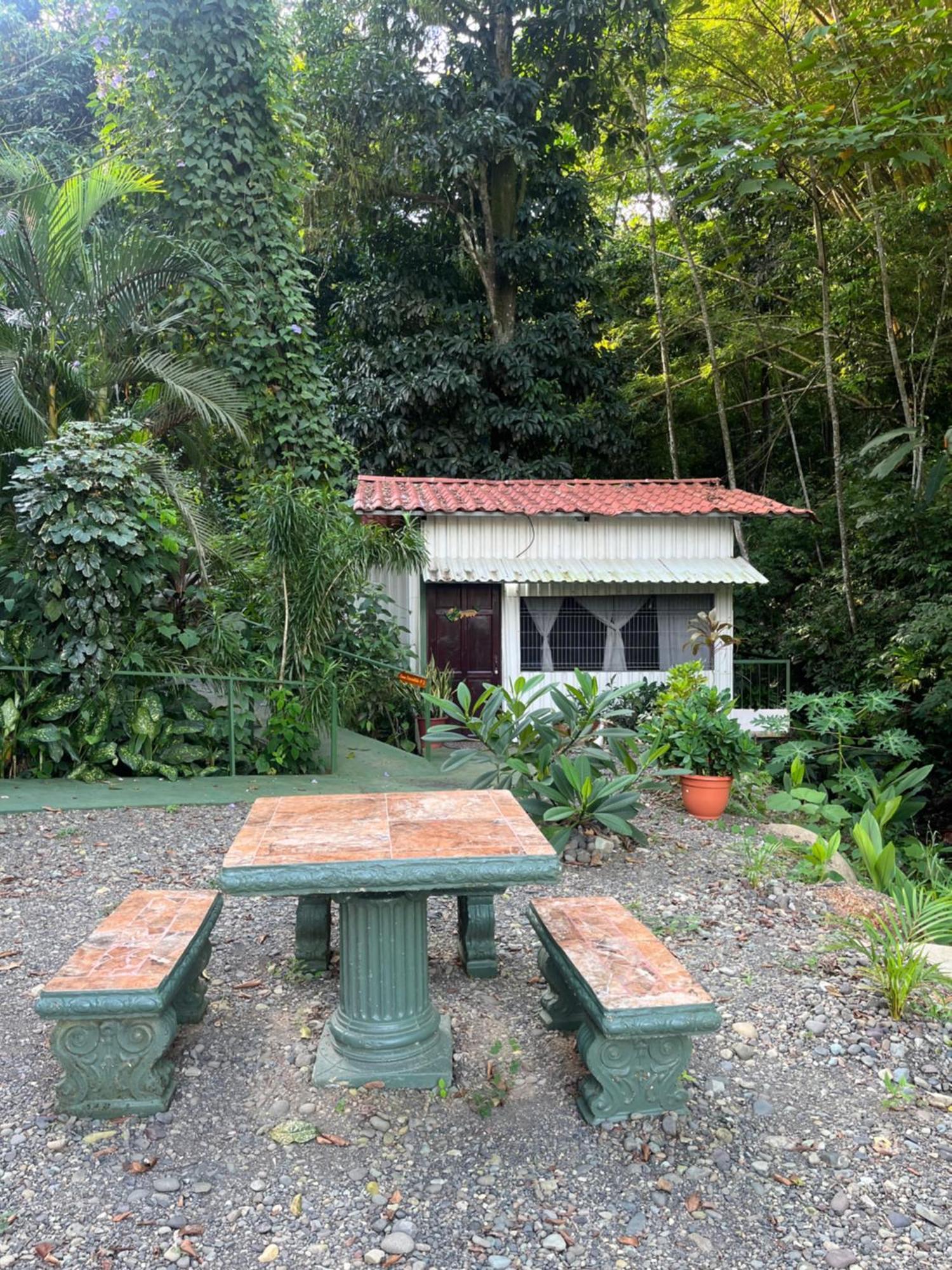 Casa Escondida Apartments Manuel Antonio Luaran gambar